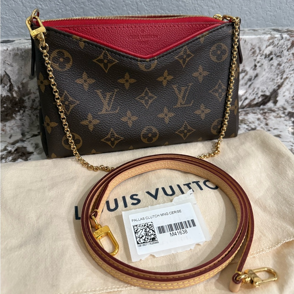 Louis Vuitton Pallas Clutch Monogram
